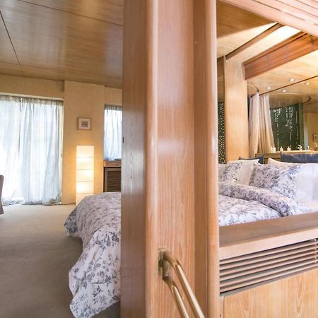 One-Of-A-Kind Athens Riviera Apartment Kültér fotó