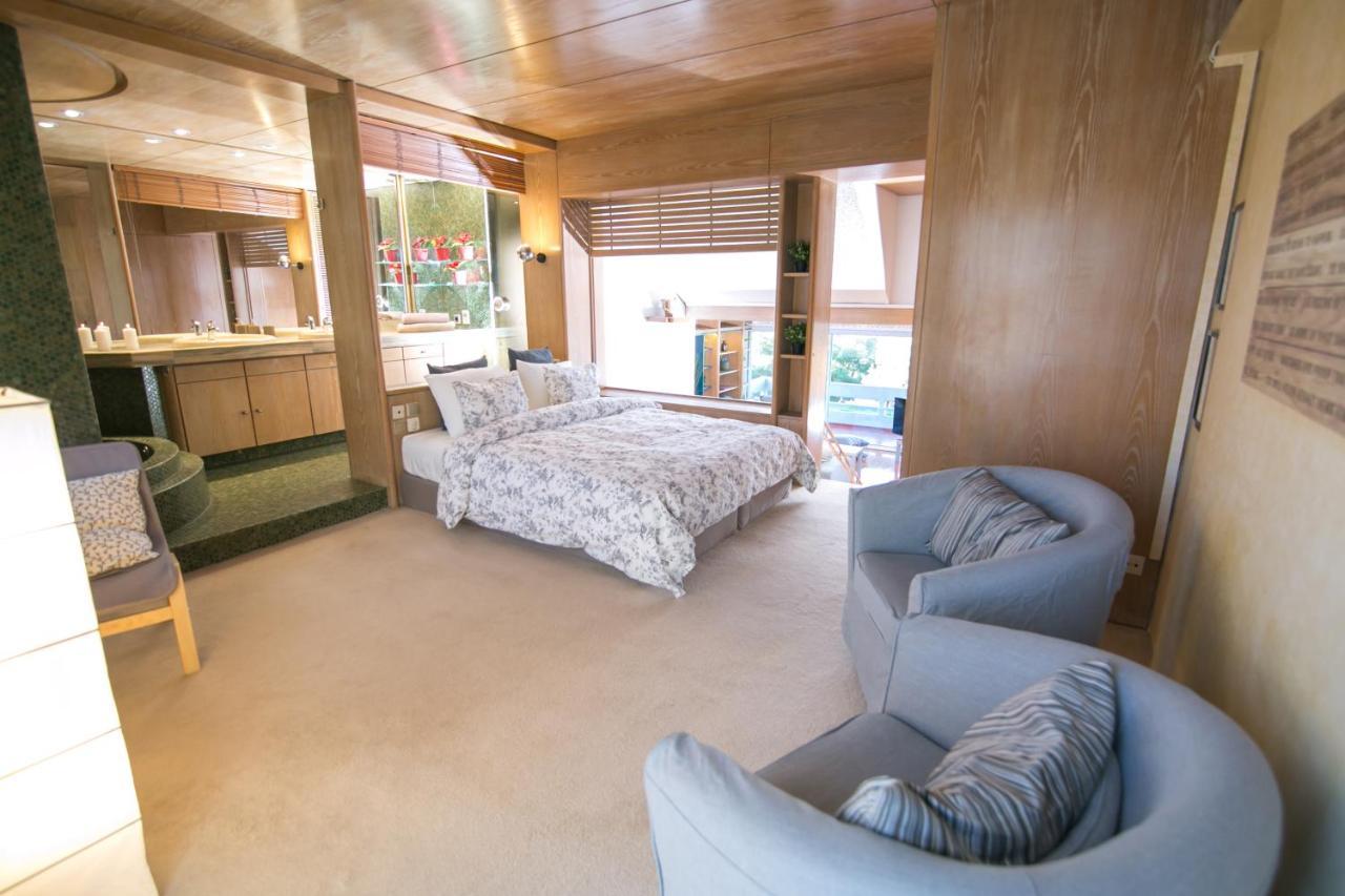 One-Of-A-Kind Athens Riviera Apartment Kültér fotó