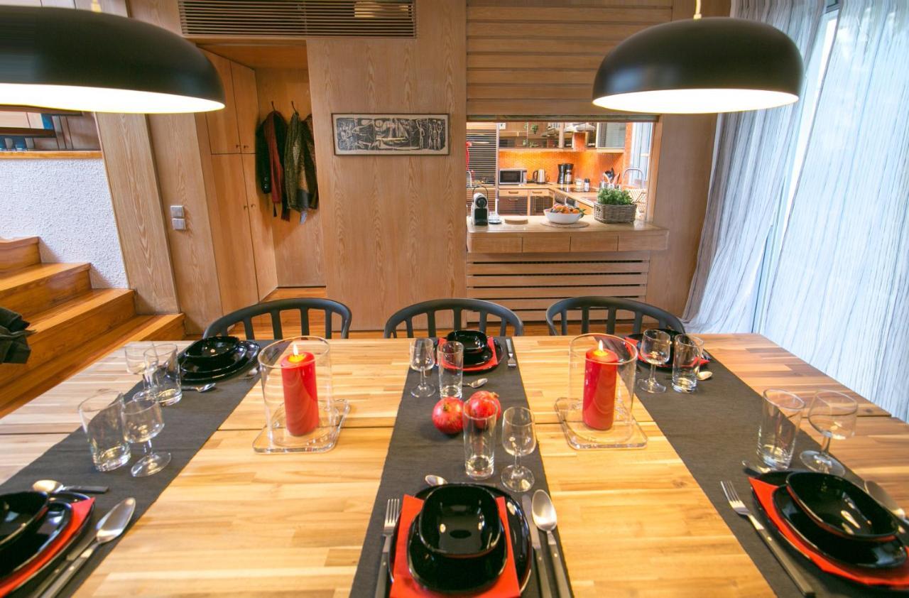 One-Of-A-Kind Athens Riviera Apartment Kültér fotó